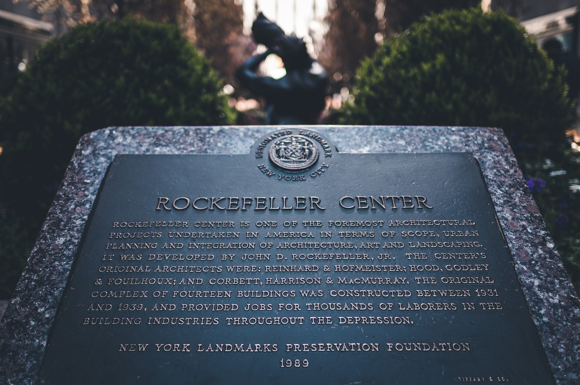 Rockefeller Centre Plaque